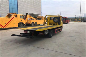 和布克非事故拖车