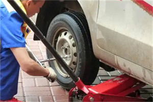 和布克附近拖车24小时服务热线电话