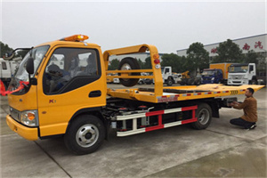 和布克哪里有拖车服务