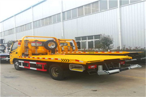 和布克附近拖车救援搭电